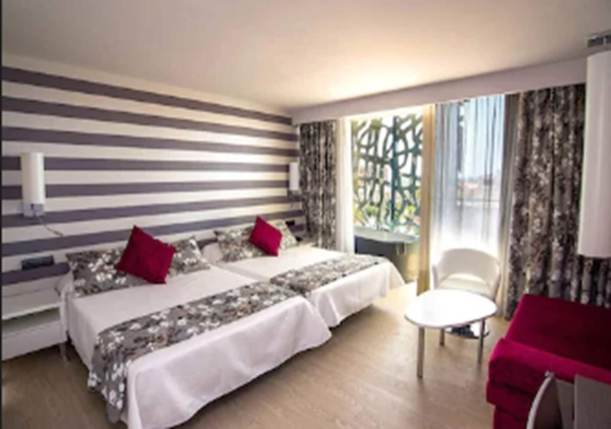 Hotel Rh Vinaros Aura ภายนอก รูปภาพ
