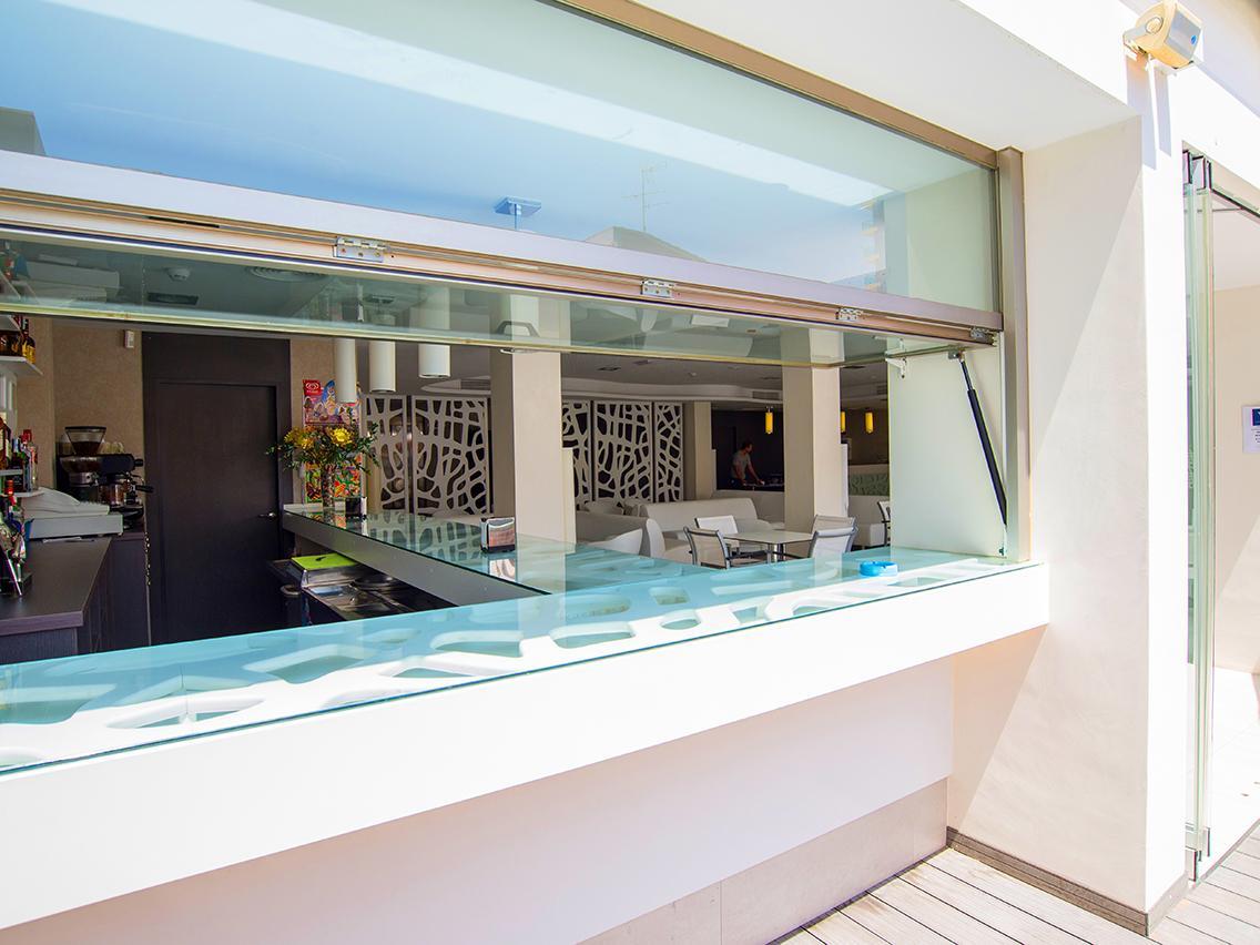 Hotel Rh Vinaros Aura ภายนอก รูปภาพ